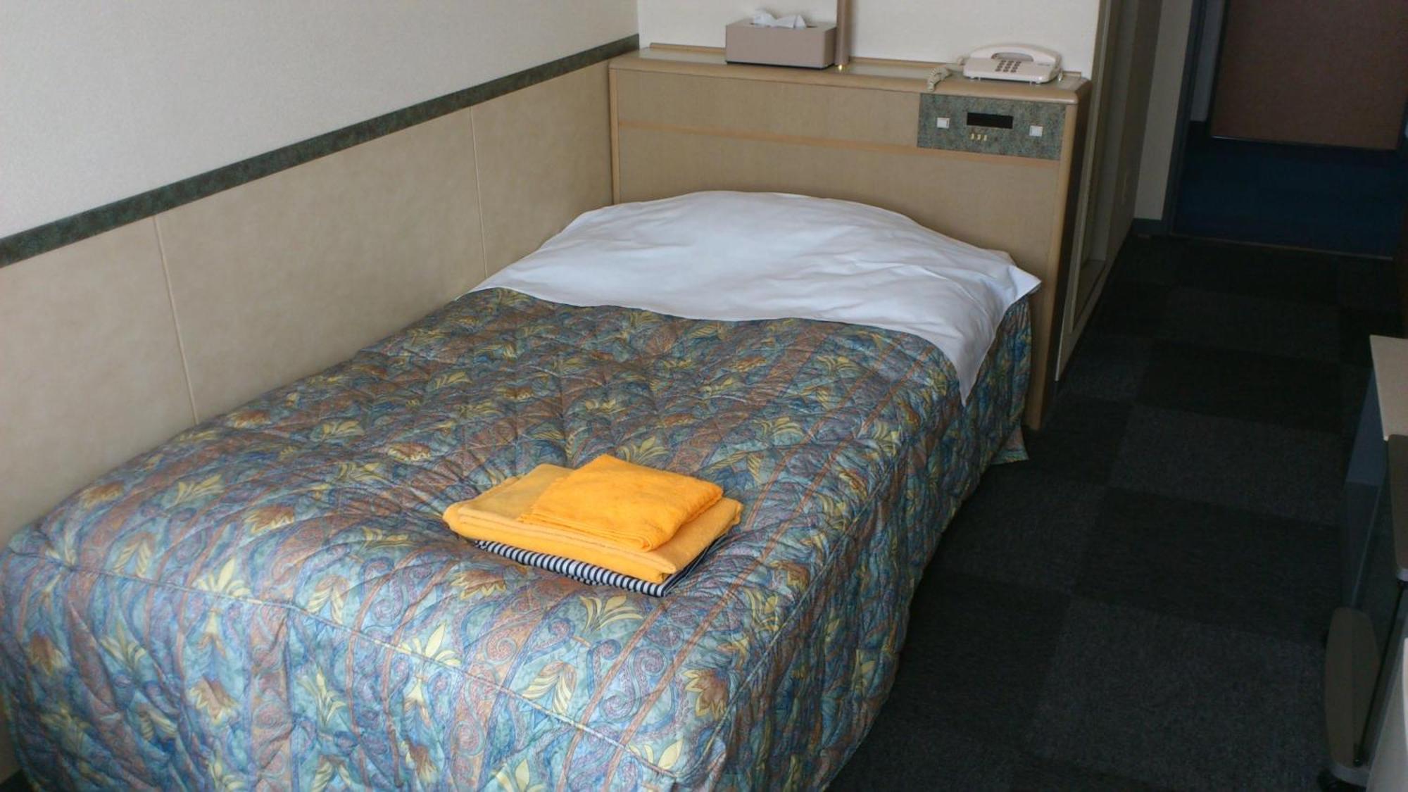 Business Hotel Motonakano Tomakomai Exterior photo