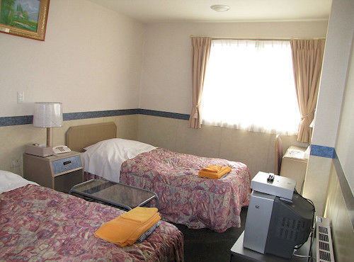 Business Hotel Motonakano Tomakomai Exterior photo